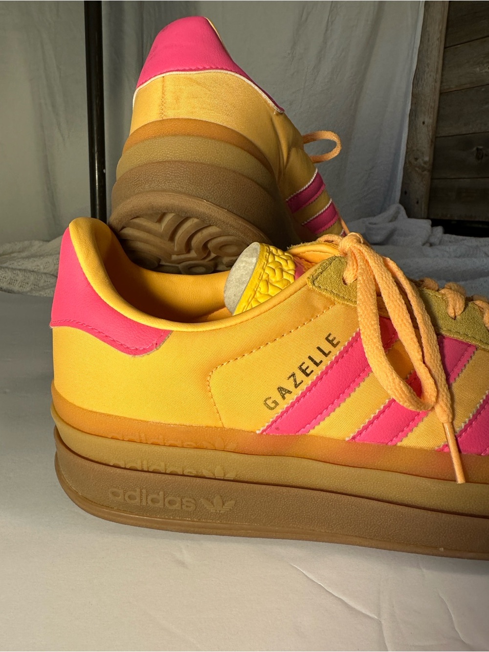 adidas Gazelle Bold Spark Lucid Pink Yellow Gum Platform Sneakers 8.5 IG4387 - Picture 9 of 11